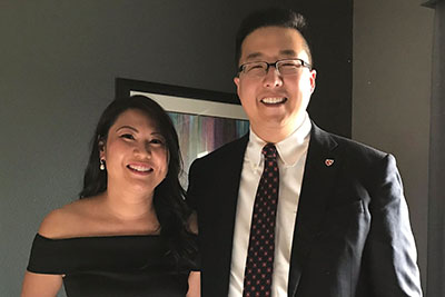 Jennifer Liu M’04 and her husband Howard Liu