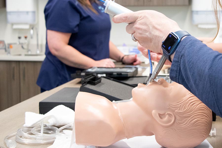 Demonstration of how to intubate a patient at the 2023 Rural Emergency Medicine Course.