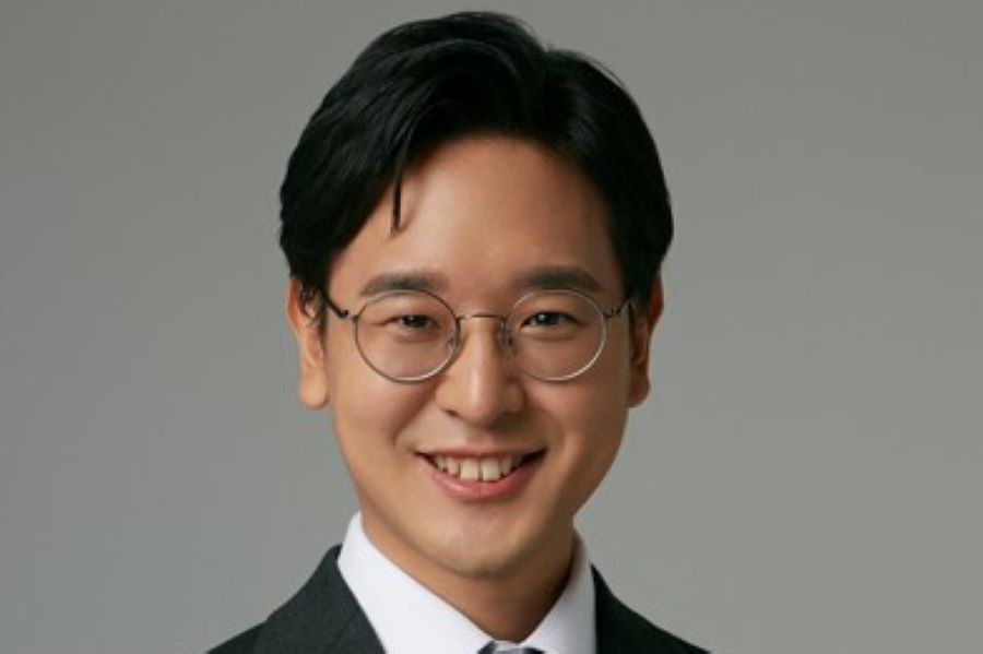 Dr. Hanul Lee