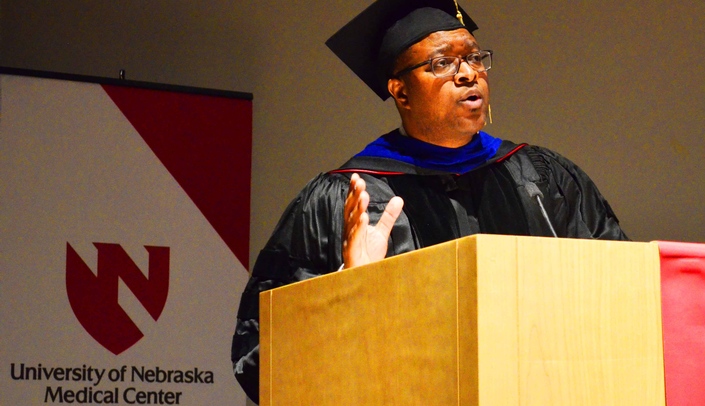 Dr. Weekes delivers keynote address at UNMC Honors Convocation for Graduate Studies.