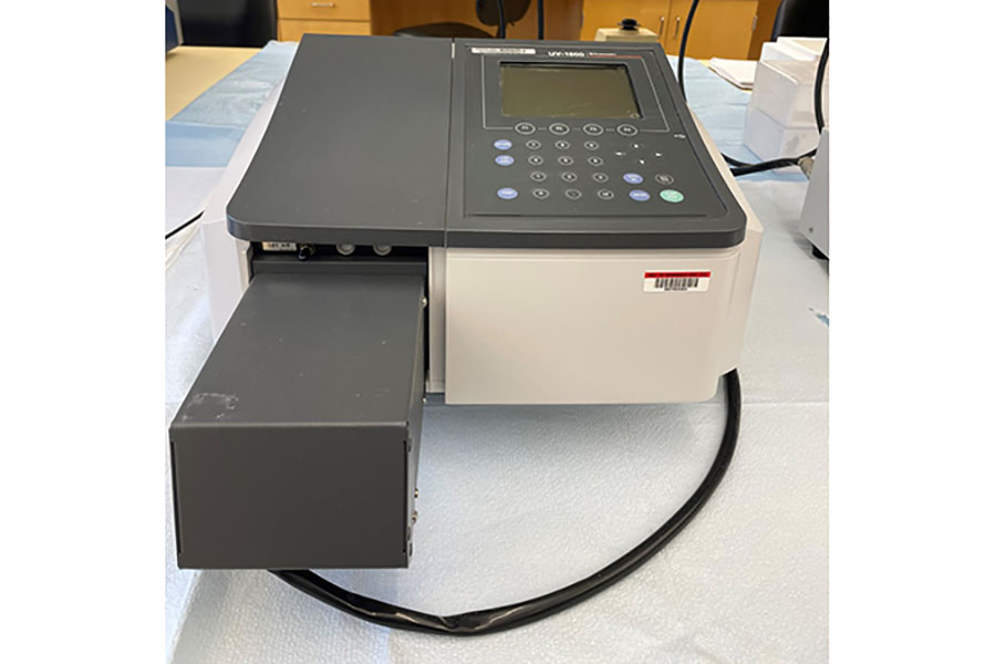 UV-Visible Spectrophotometer